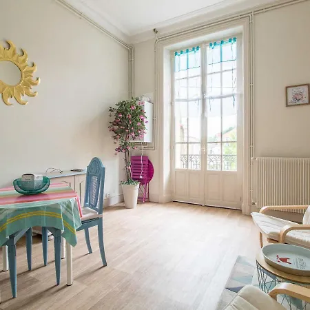 Apartment Chatel-guyon, 2 Pieces, 2 Personnes - Fr-1-630-288 Chatel-Guyon